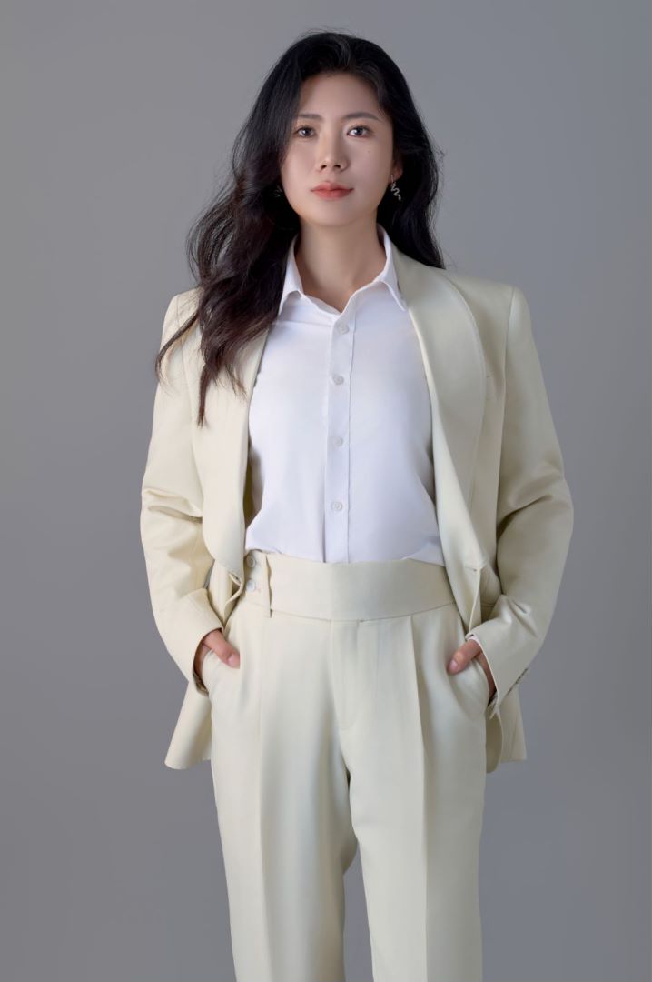 首席設(shè)計(jì)師:崔蕊欣